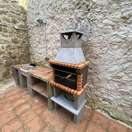 Holiday home Valles Valdenebro de los Valles